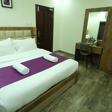 Balaji Regency Kanhangad Kannangad Екстериор снимка