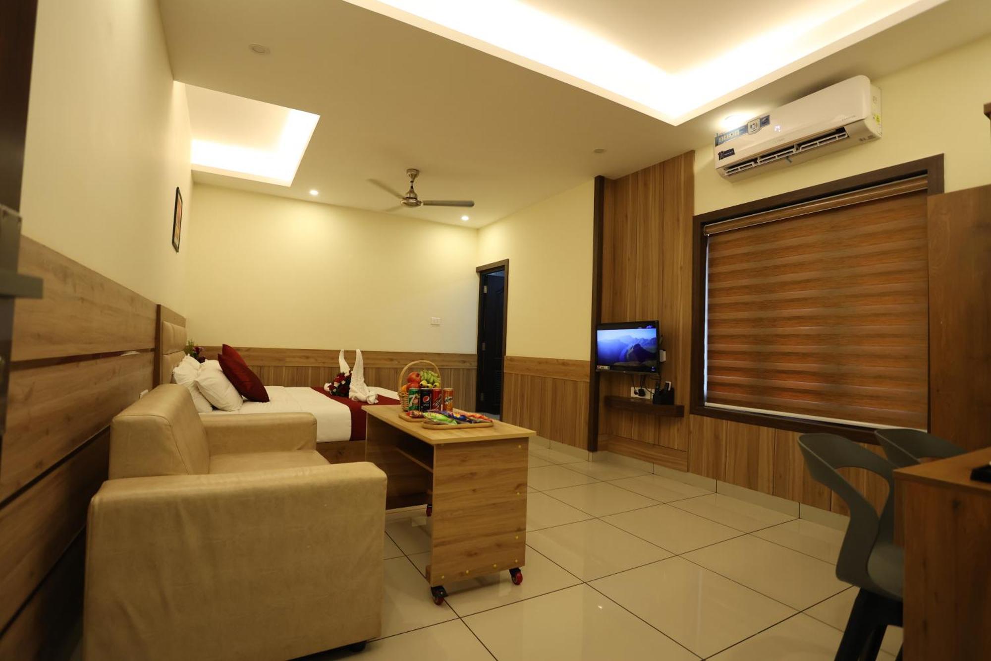 Balaji Regency Kanhangad Kannangad Екстериор снимка